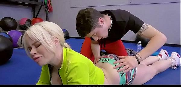  Blonde-MILF with Big Ass Nikki Delano Seduces Young Latino Boy At Gym